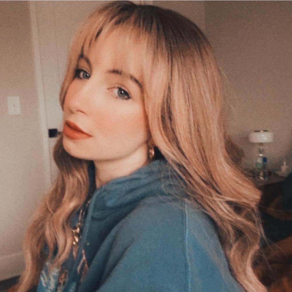 Meet your Posher, Abby